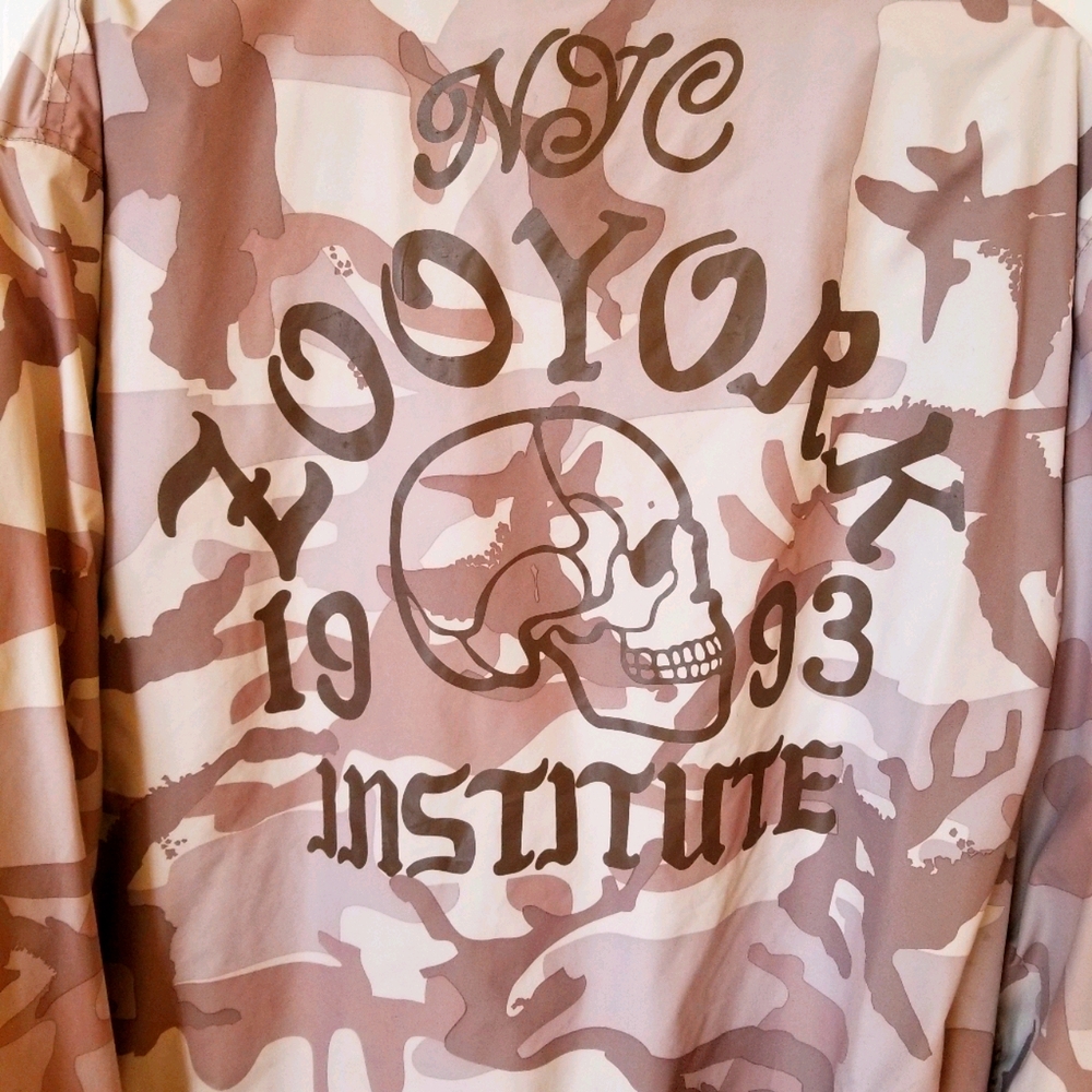 Vintage Zoo York skull camouflage xxl windbreaker